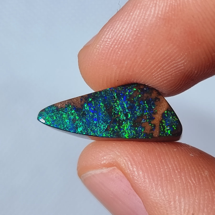 11.15 Ct Grün-Blauer Boulder Opal