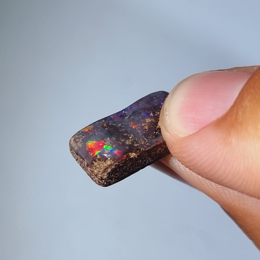 6,55 Ct schöner kleiner Boulder Opal