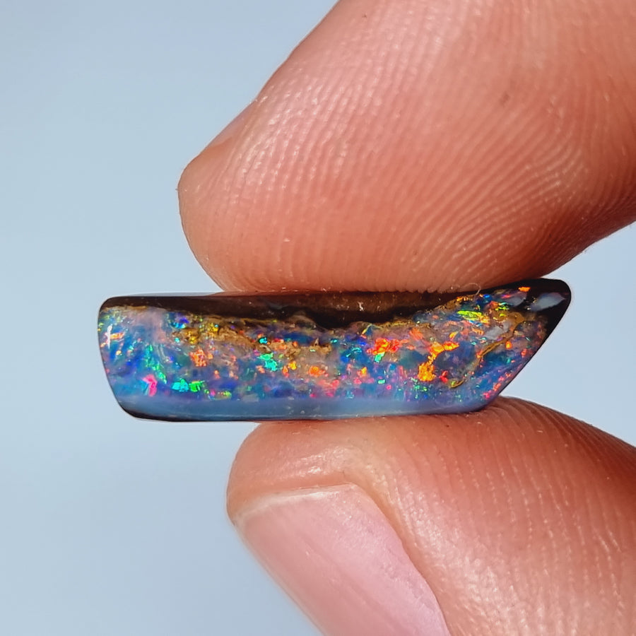 6.10 Ct Mehrfarbiger Freiform Boulder Opal