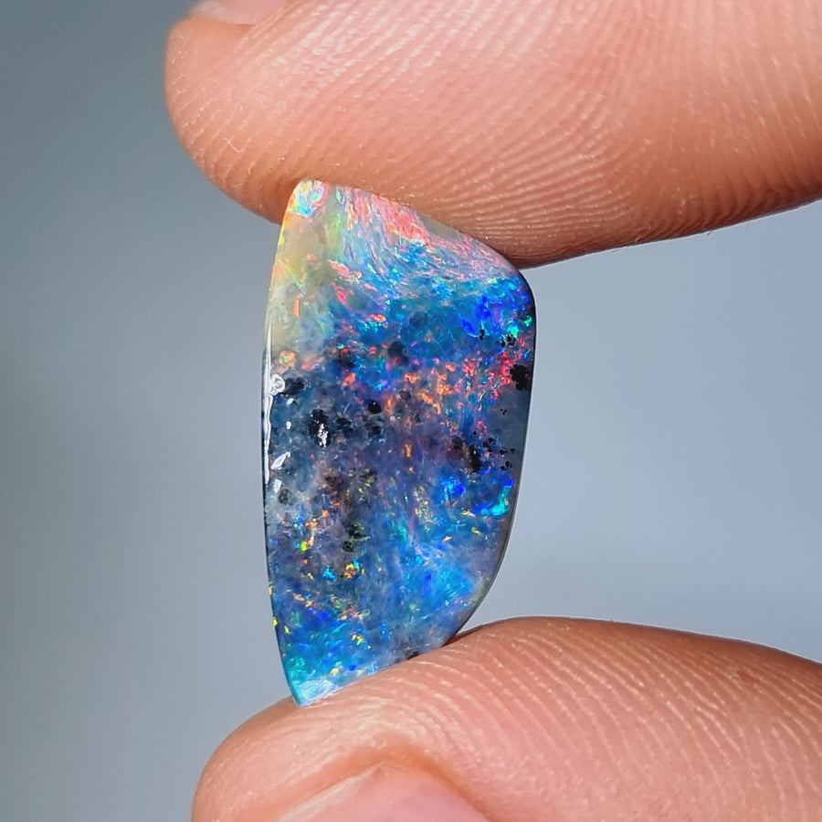 7.25 Ct mehrfarbiger Australischer Boulder Opal