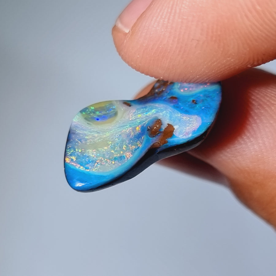 10.00 Ct mehrfarbiger Australischer Boulder Opal