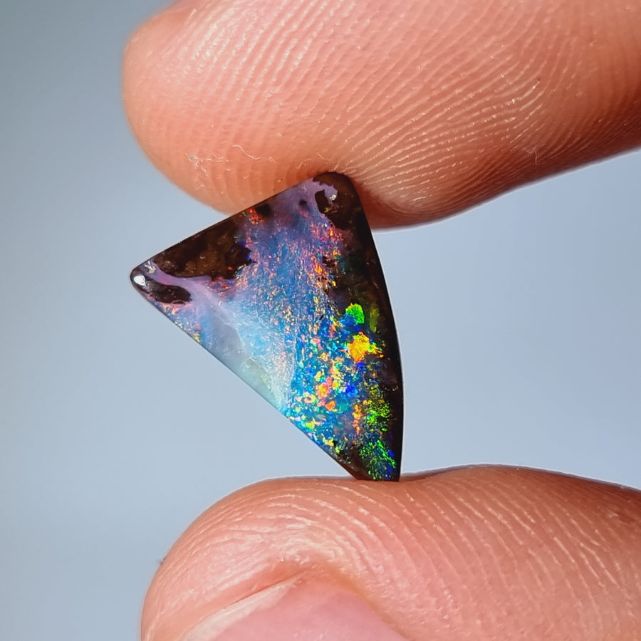 4.75 Ct mehrfarbiger Australischer Boulder Opal