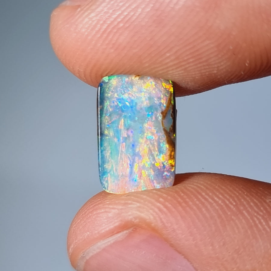 2.95 Ct mehrfarbiger Australischer Boulder Opal
