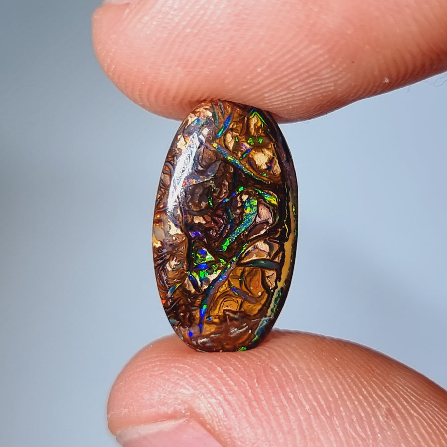 7.15 Ct seltener mehrfarbiger Matrix Boulder Opal