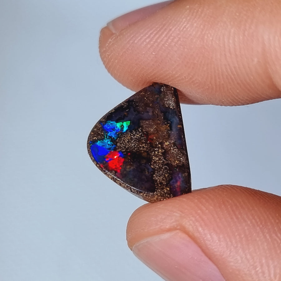 7.45 Ct mehrfarbiger Australischer Boulder Opal