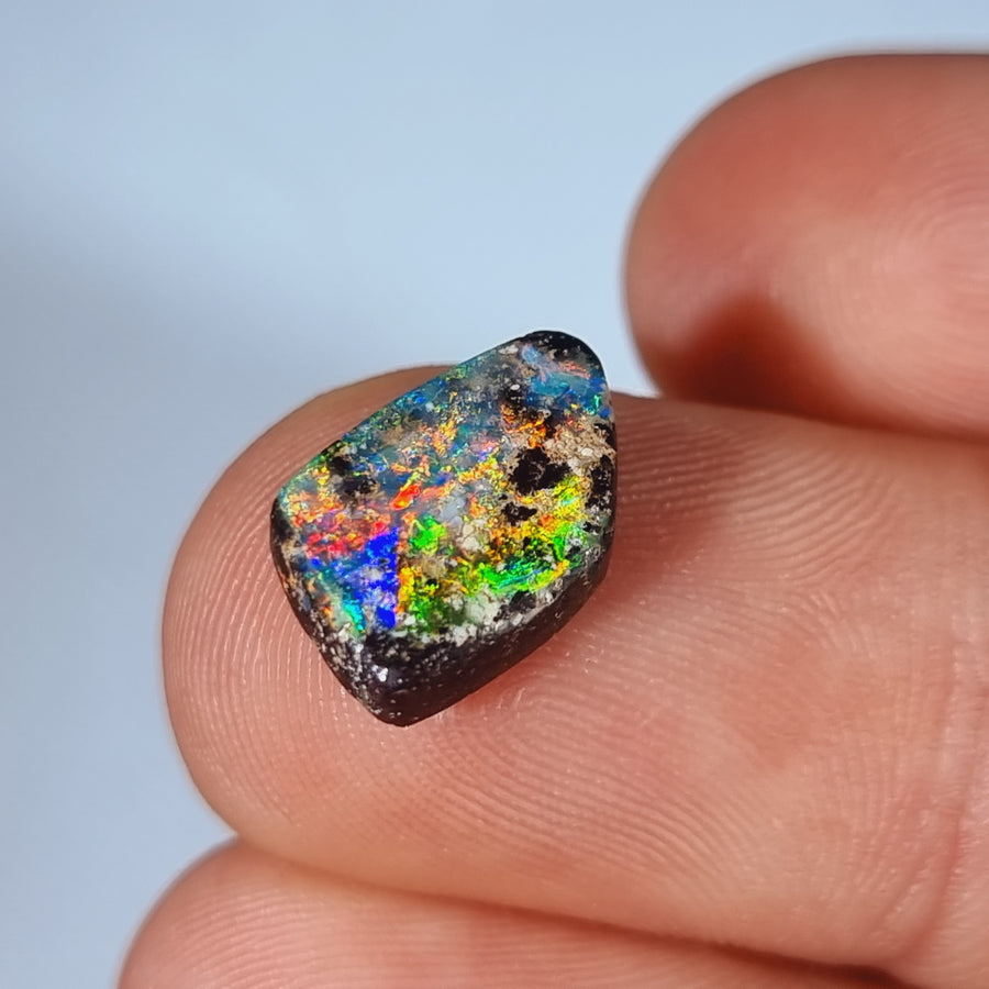 6.20 Ct mehrfarbiger Australischer Boulder Opal