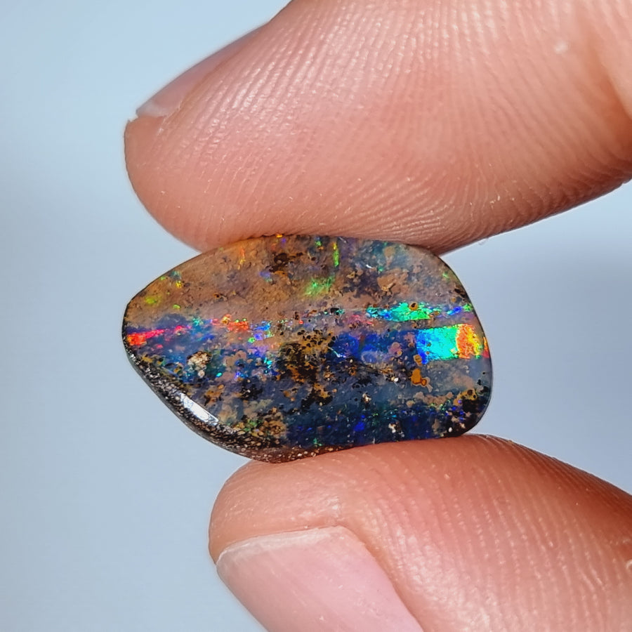 7.80 Ct mehrfarbiger Australischer Boulder Opal