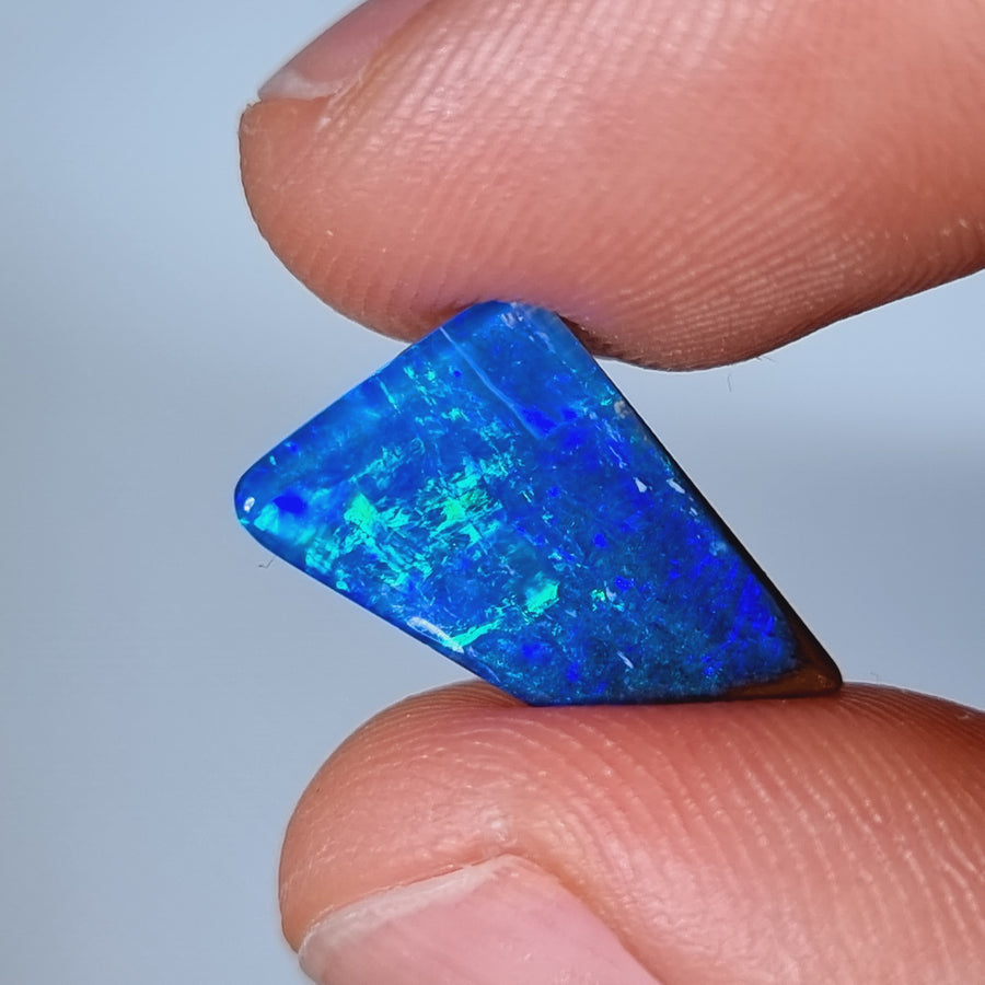 4,25 Ct schöner blauer Australischer Boulder Opal