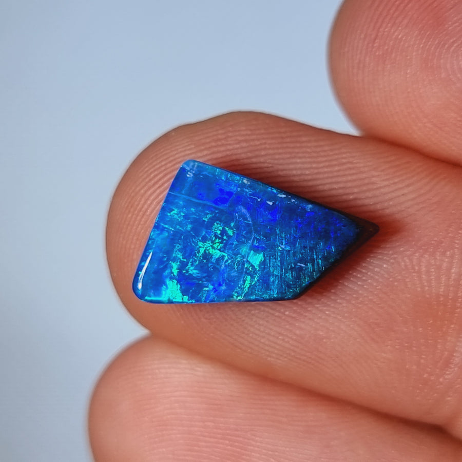 4,25 Ct schöner blauer Australischer Boulder Opal