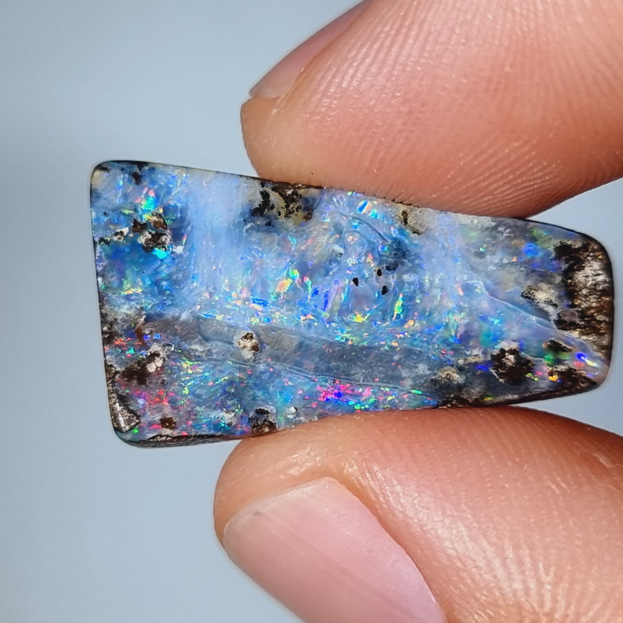 12.15 Ct mehrfarbiger Australischer Boulder Opal