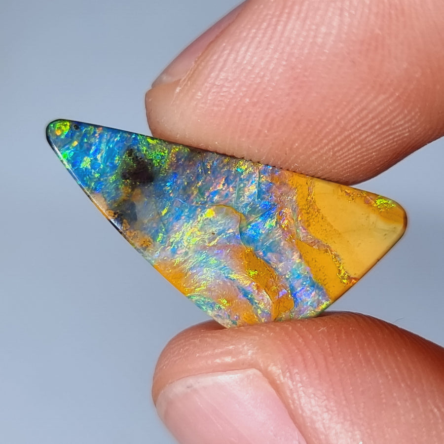9.70 Ct mehrfarbiger Australischer Boulder Opal