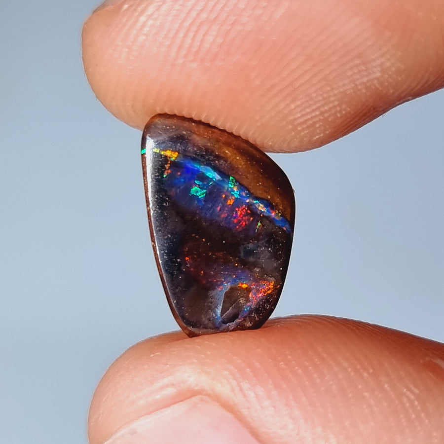 3.00 Ct kleiner leuchtender Australischer Boulder Opal