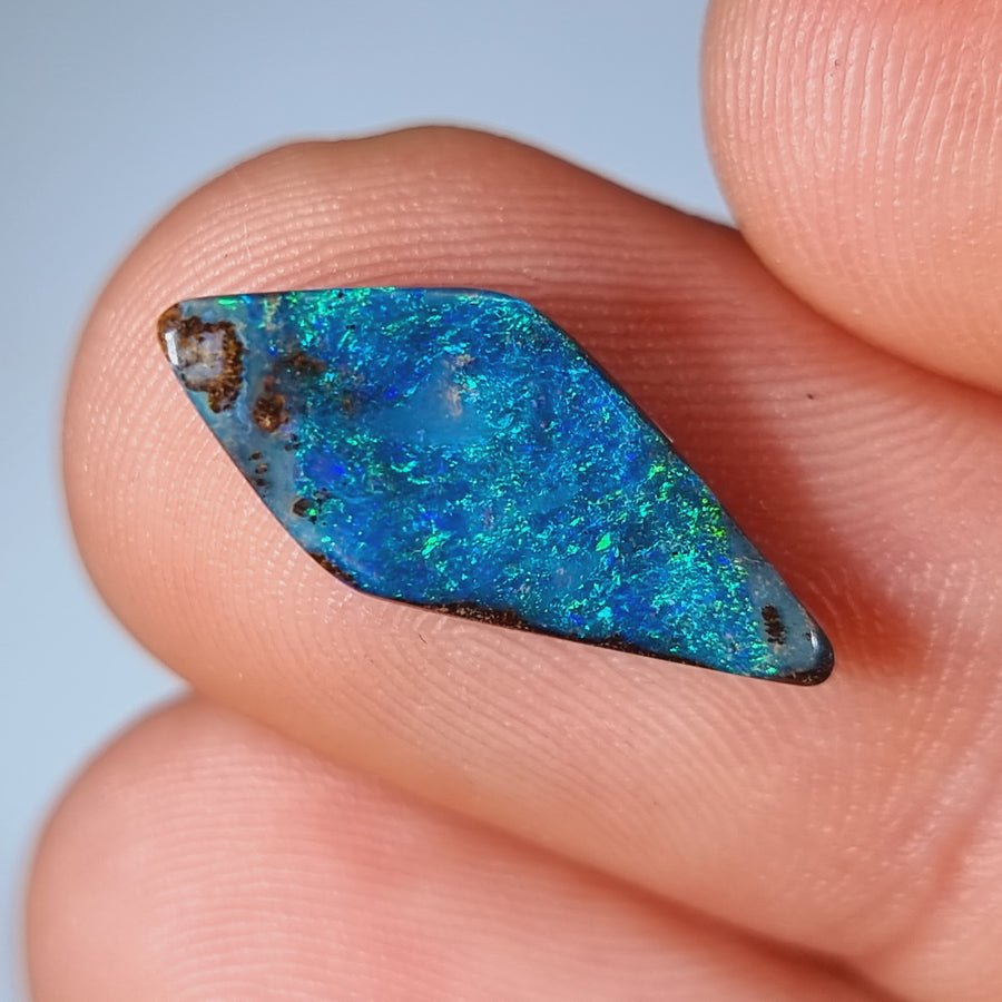 4.85 Ct kleiner schöner Australischer Boulder Opal